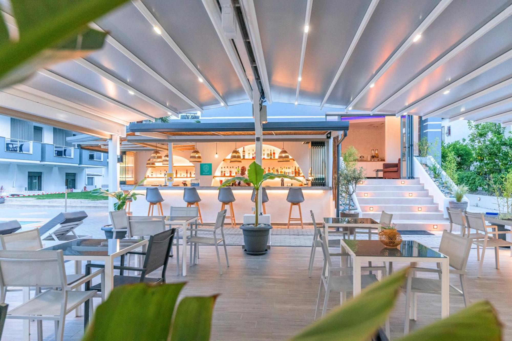 Akritas Aparthotel